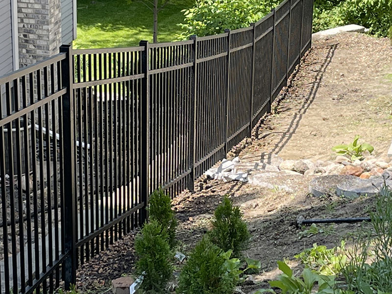 aluminum fence Brooklyn Park Minnesota