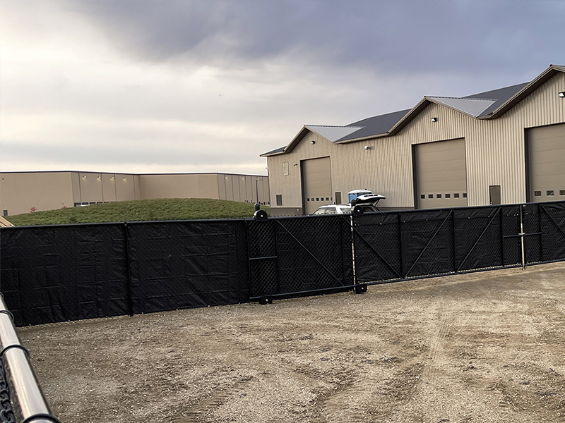 Brooklyn Park Minnesota commercial fencing contractor